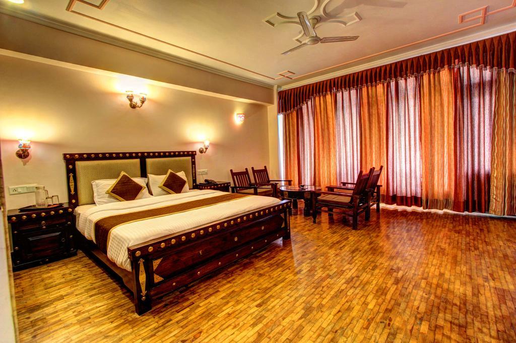 Hotel The Himachal Inn Manāli Eksteriør bilde